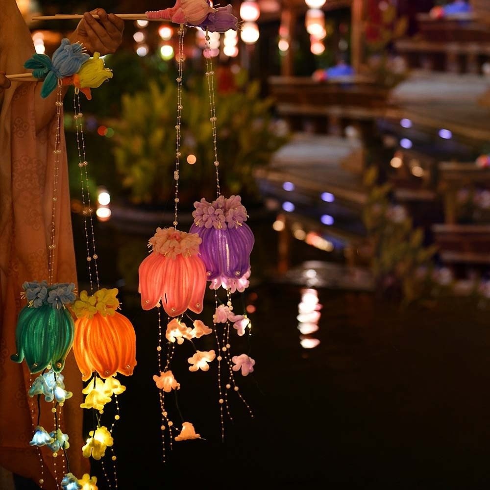 Handmade Bellflower Lantern Lu - Easy Cosplay Prop 评论和价格